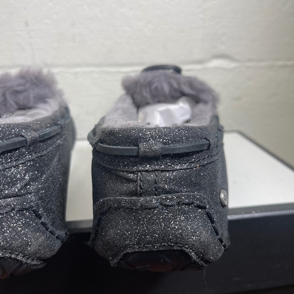 UGG Australia Dakota 1100178 Shearling Moccasin Slipper Black Glitter Womens 11 - Picture 7 of 10